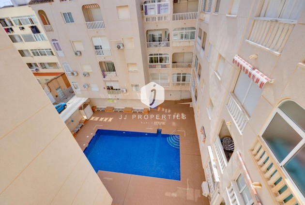 Resale - Apartment / flat -
Torrevieja - Costa Blanca