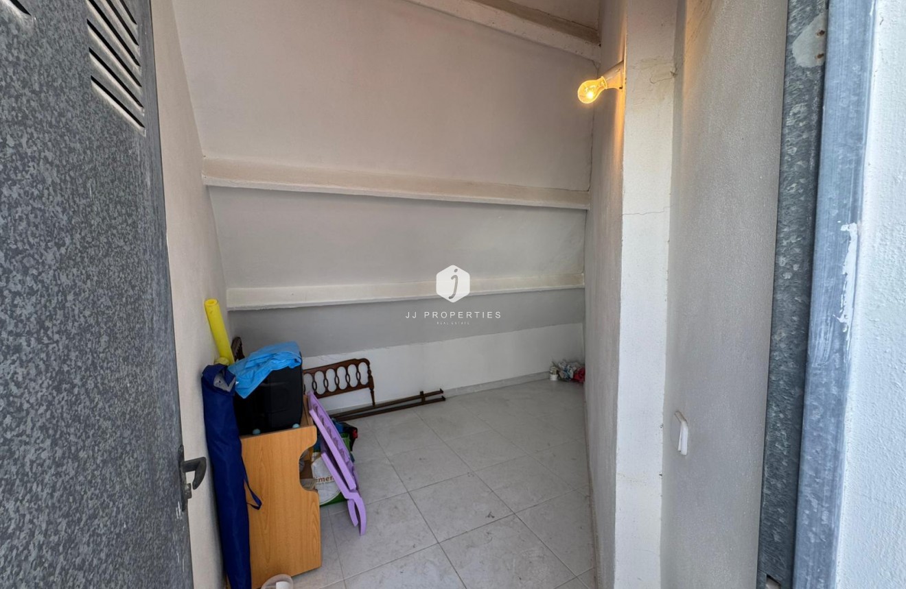 Resale - Apartment / flat -
Torrevieja - Costa Blanca