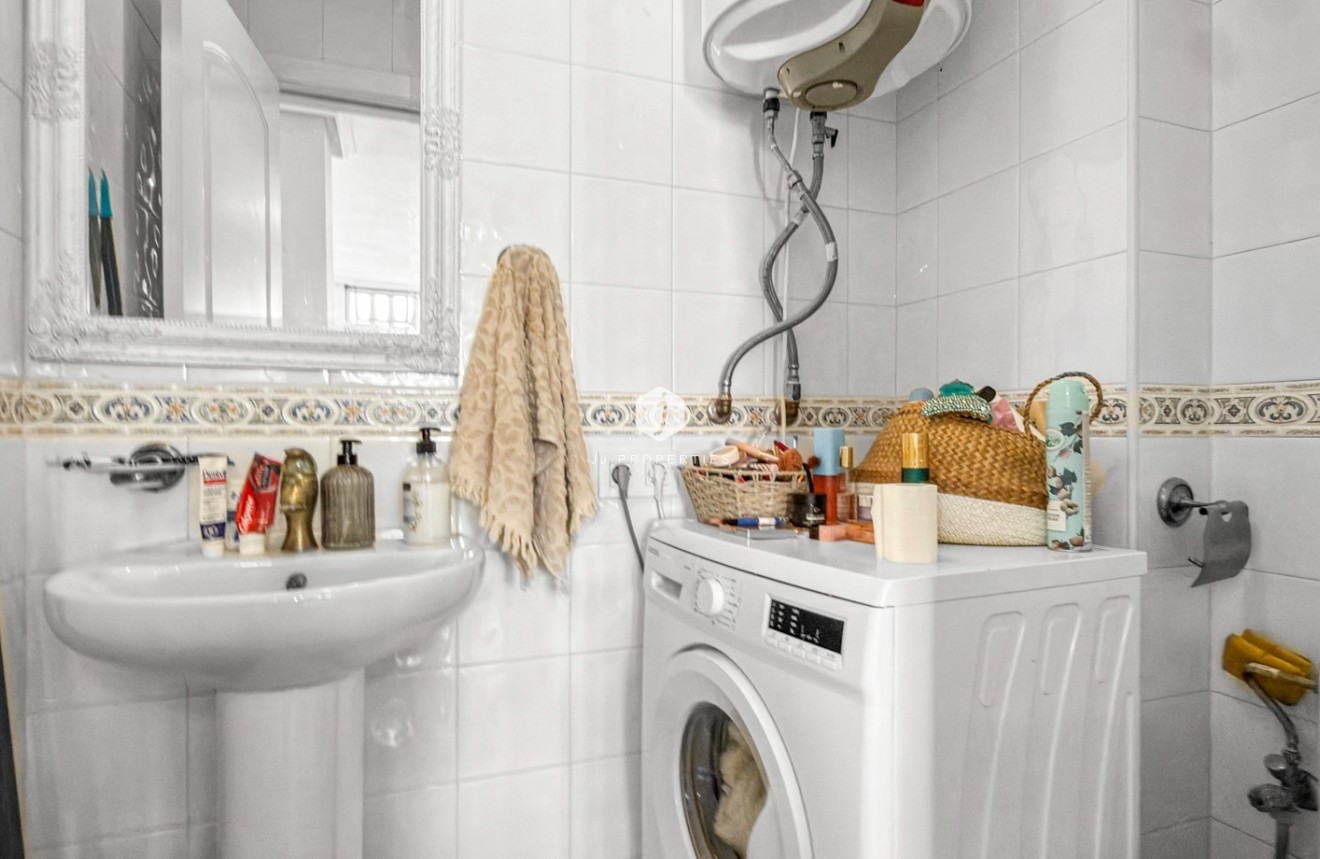 Tweedehands - Chalet -
Orihuela Costa - Costa Blanca