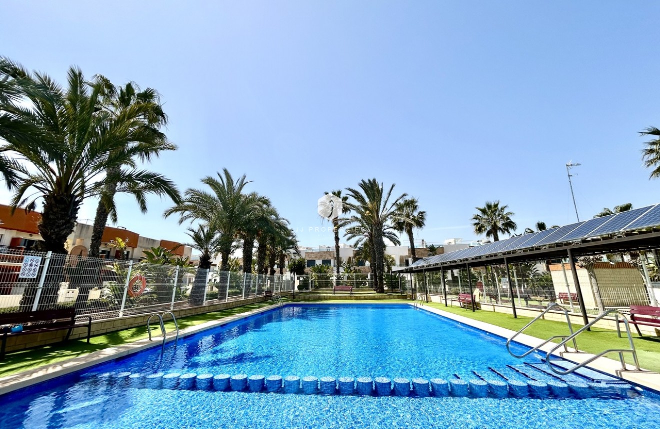 Resale - Chalet -
Los Dolses - Inland