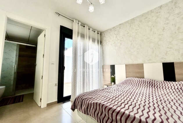 Resale - Chalet -
Los Dolses - Inland