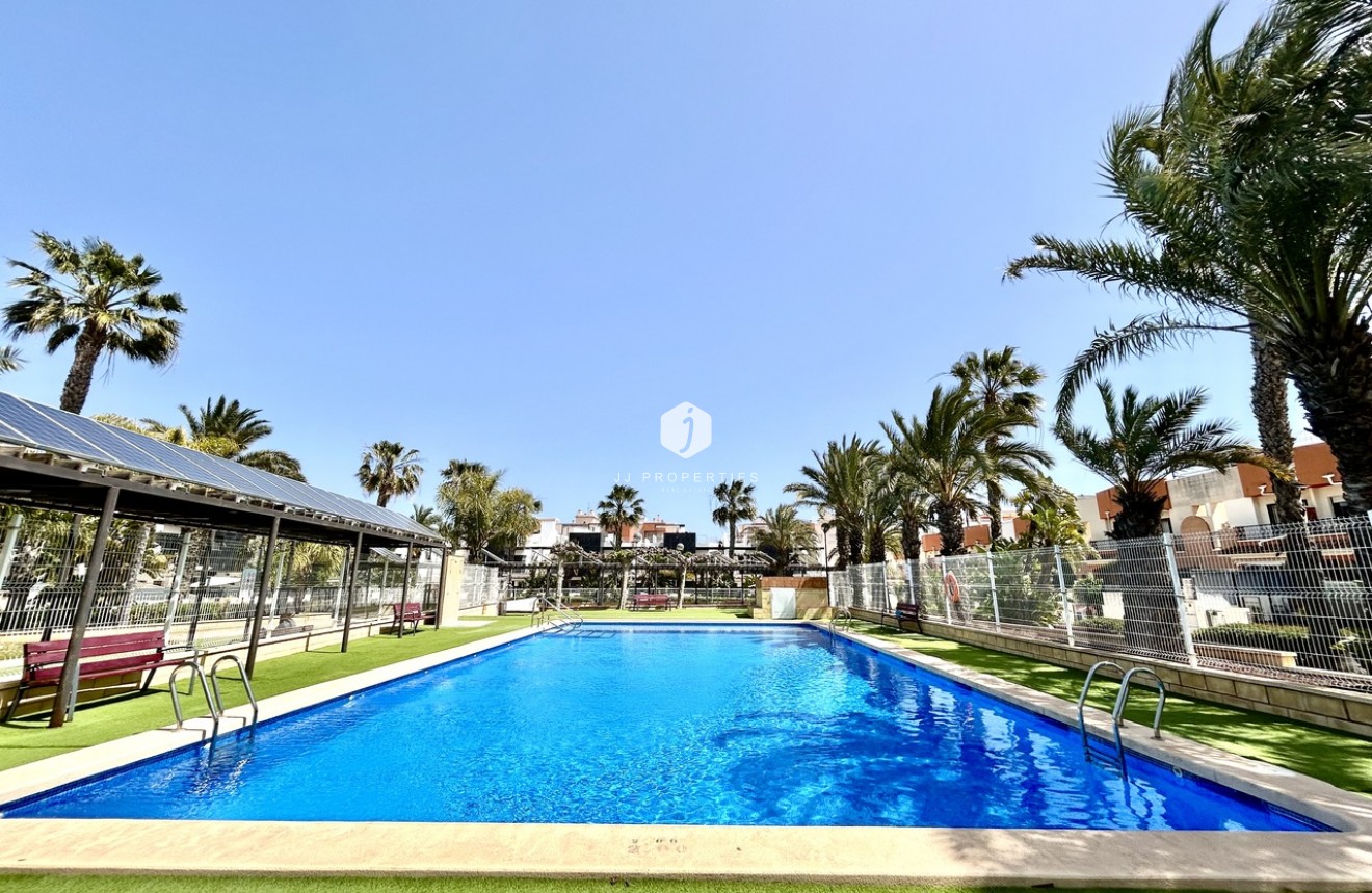 Resale - Chalet -
Los Dolses - Inland