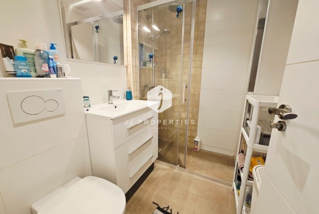 Aus zweiter Hand - Duplex -
Torrevieja - Cabo cervera