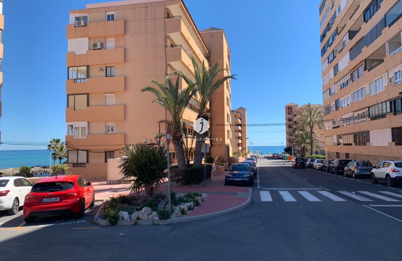 Aus zweiter Hand - Wohnung -
Torrevieja - Cabo cervera