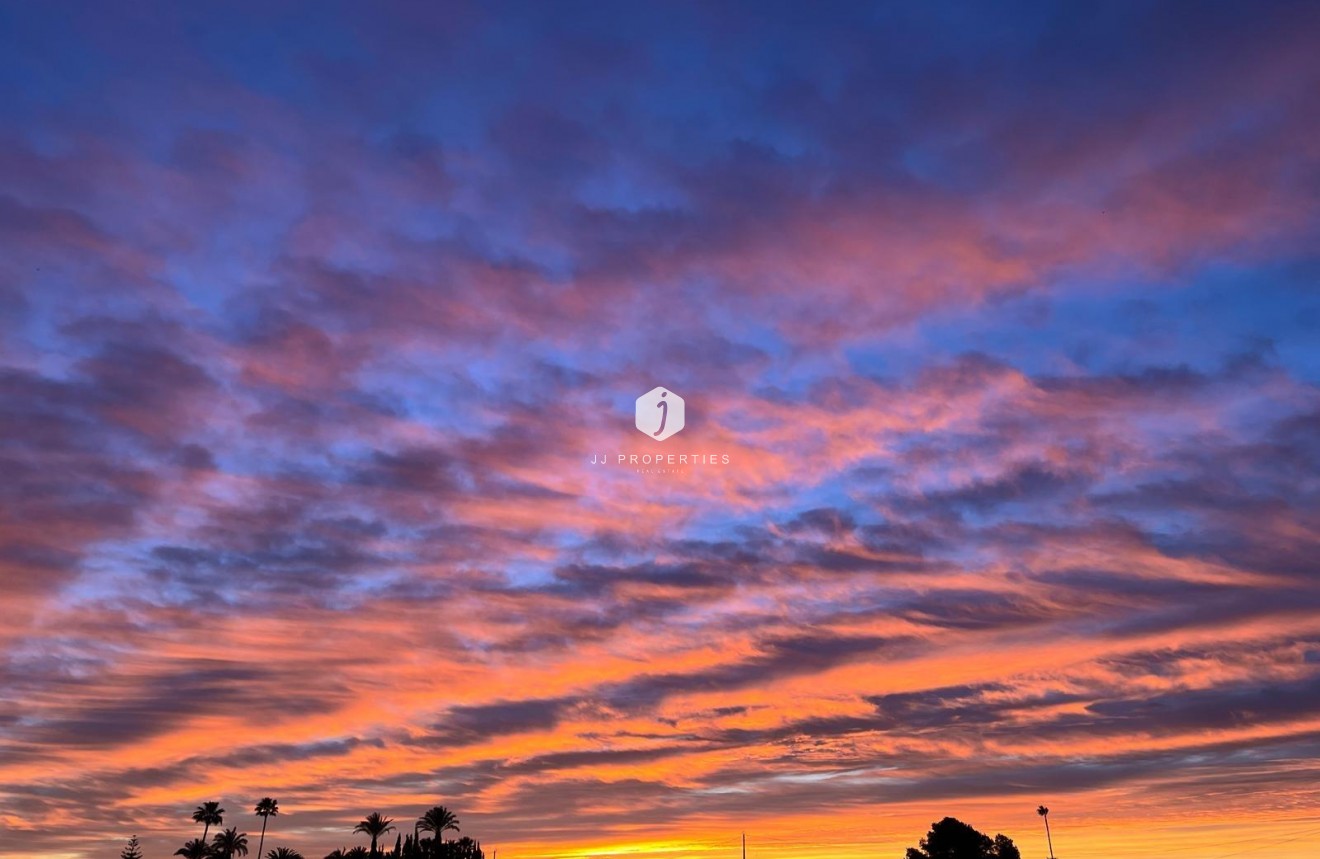 Resale - Villa -
Dolores - Comunidad Valenciana