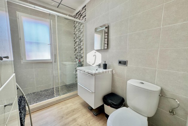 Resale - Villa -
Dolores - Comunidad Valenciana