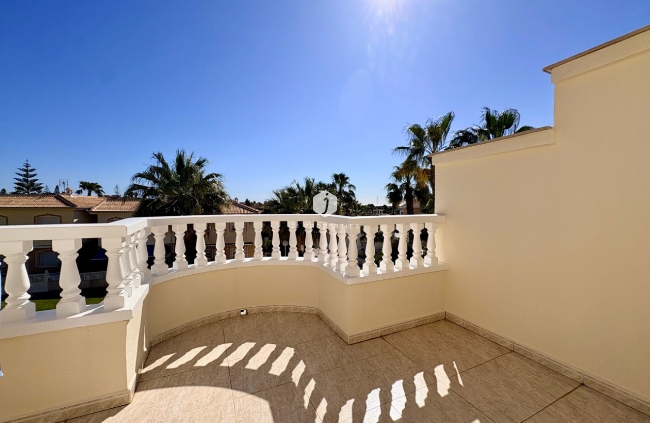 Resale - Chalet -
Rojales - Inland