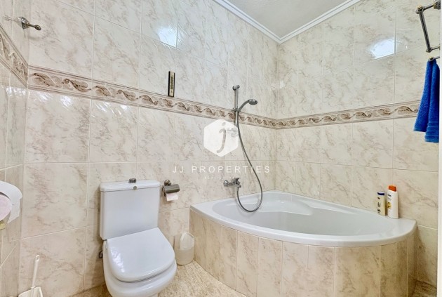 Resale - Chalet -
Rojales - Inland