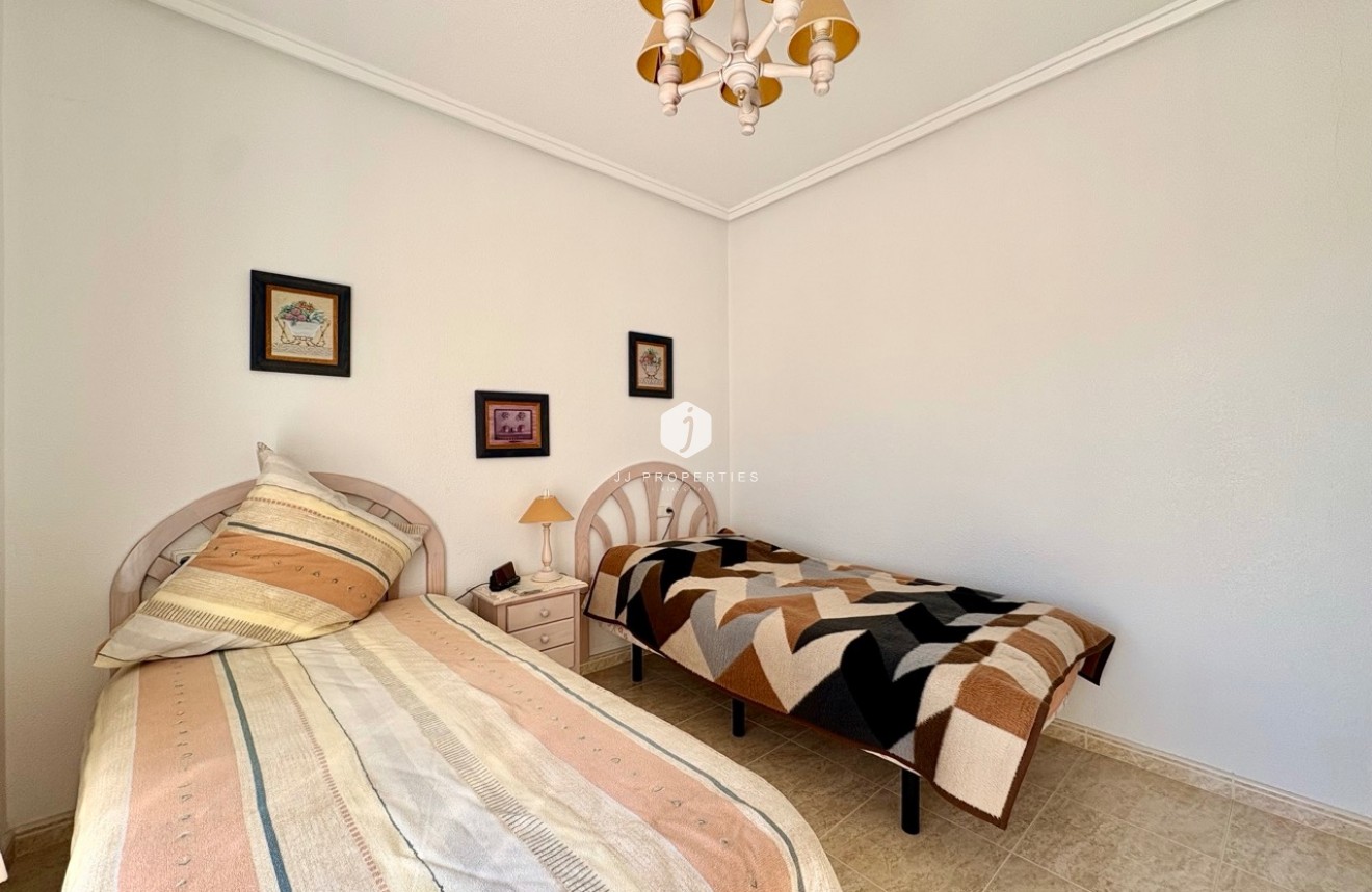 Resale - Chalet -
Rojales - Inland