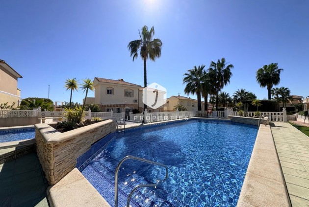 Resale - Chalet -
Rojales - Inland