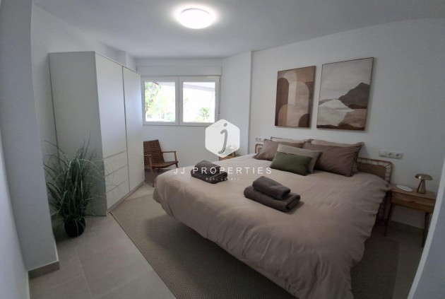 D'occasion - Appartement -
Torrevieja - Acequion