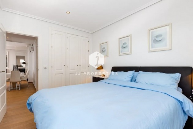 Resale - Penthouse -
Lomas De Campoamor - Inland