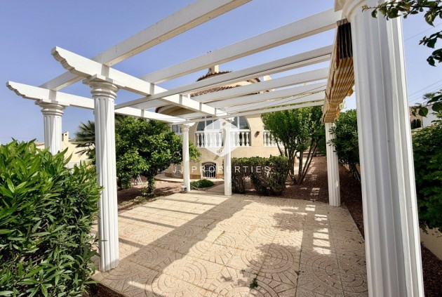 Resale - Villa -
Ciudad Quesada - Costa Blanca