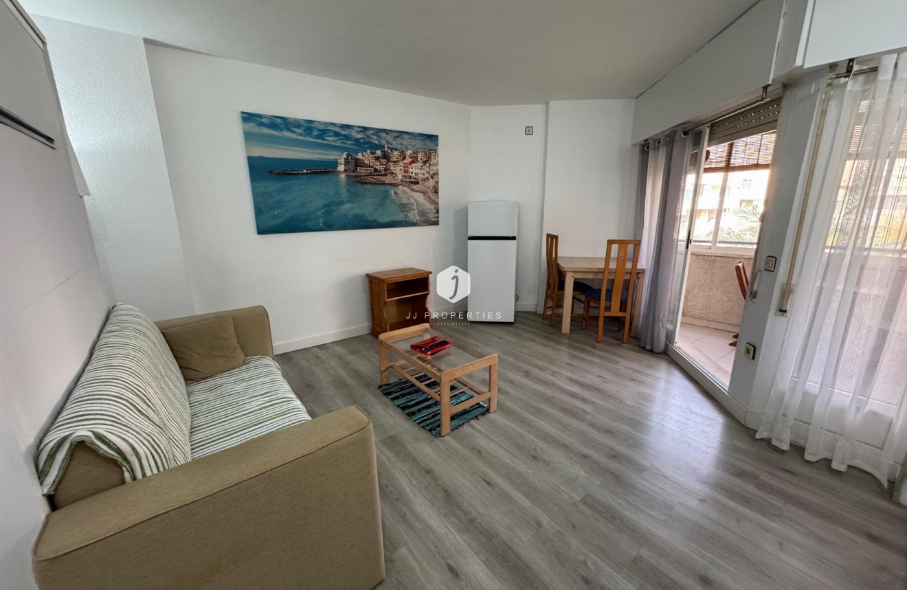 Resale - Apartment / flat -
Torrevieja - Costa Blanca