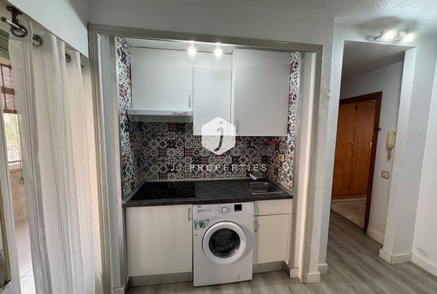 Resale - Apartment / flat -
Torrevieja - Costa Blanca