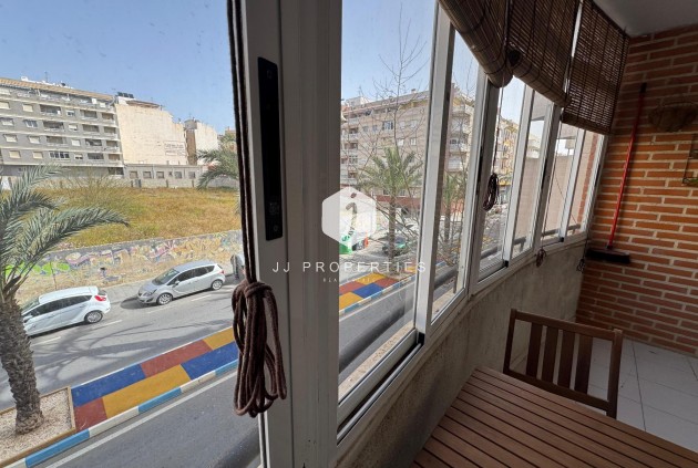 Resale - Apartment / flat -
Torrevieja - Costa Blanca