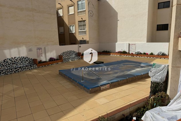 Resale - Apartment / flat -
Torrevieja - Costa Blanca