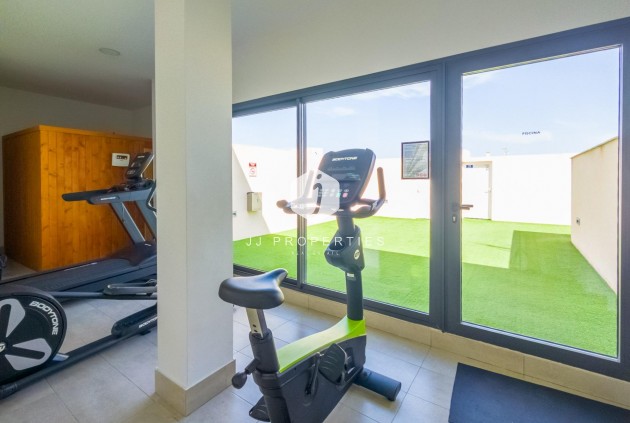 Aus zweiter Hand - Wohnung -
Torrevieja - Estacion de autobuses