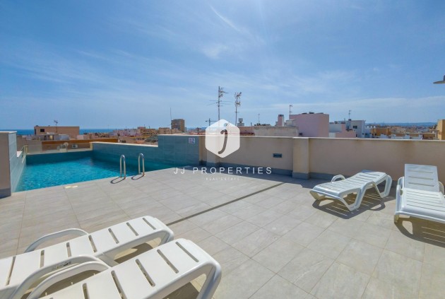 Aus zweiter Hand - Wohnung -
Torrevieja - Estacion de autobuses