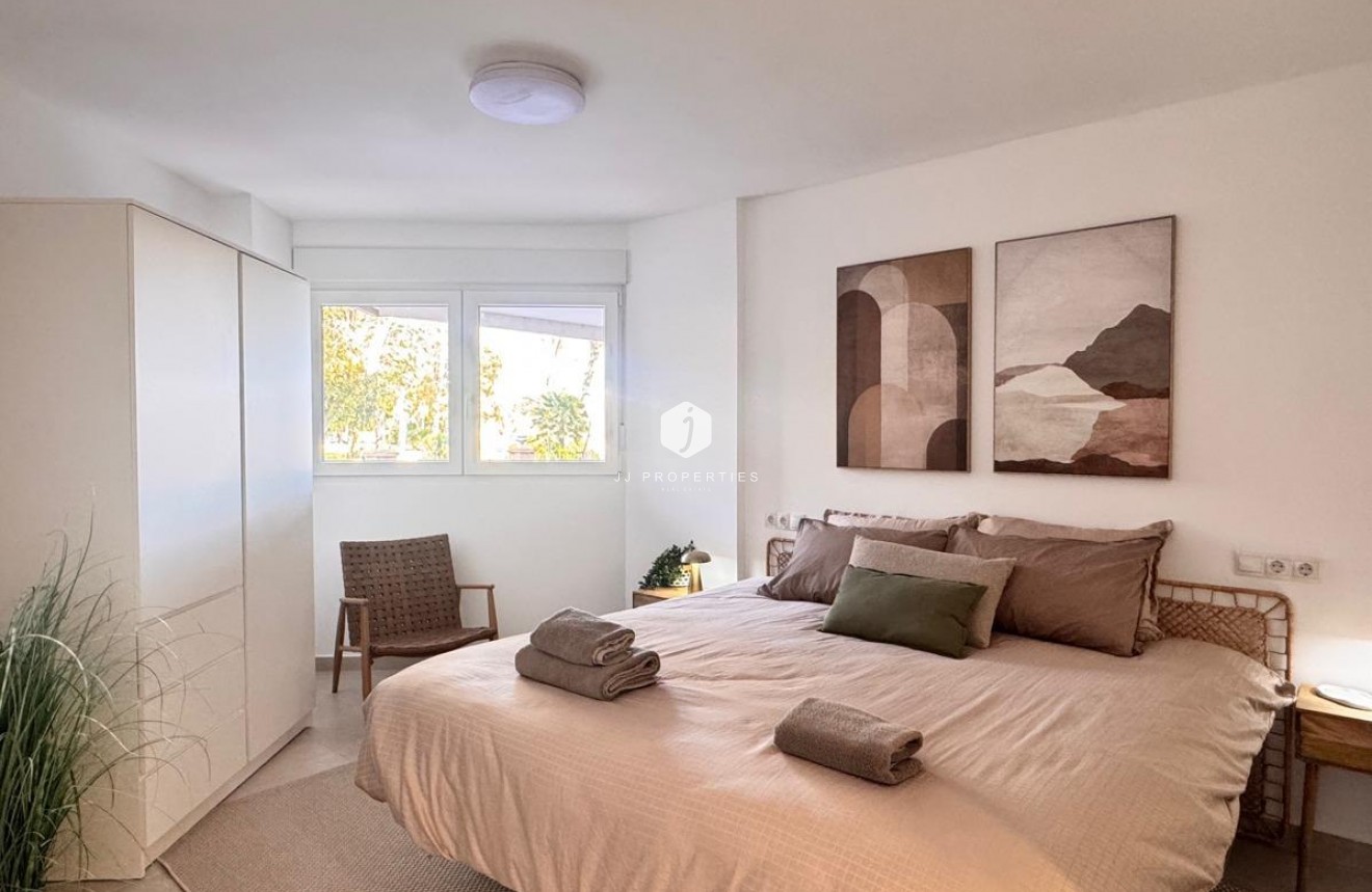 D'occasion - Appartement -
Torrevieja - Acequion