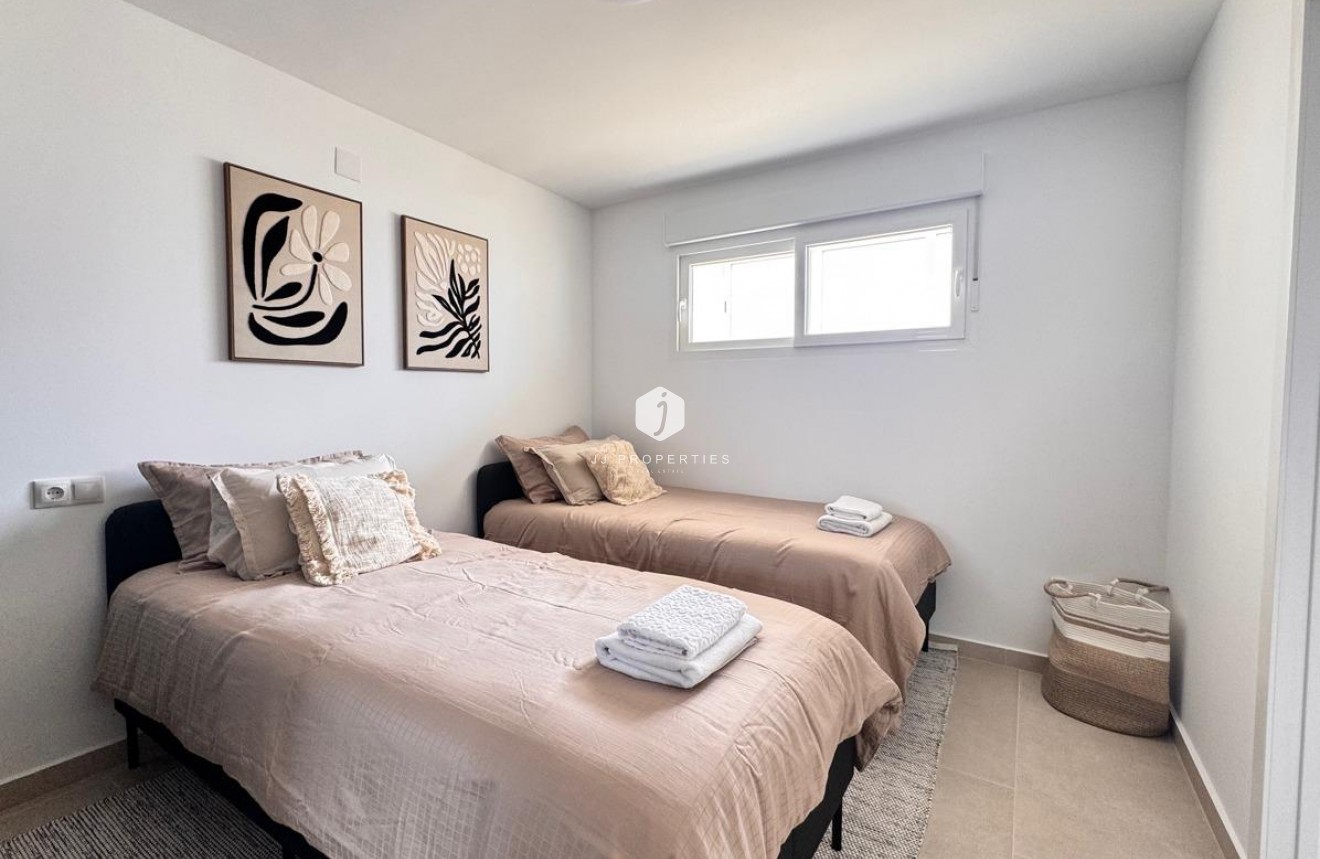 D'occasion - Appartement -
Torrevieja - Acequion