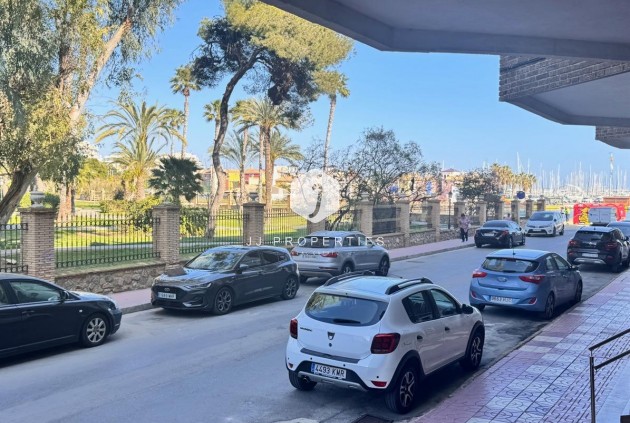 D'occasion - Appartement -
Torrevieja - Acequion