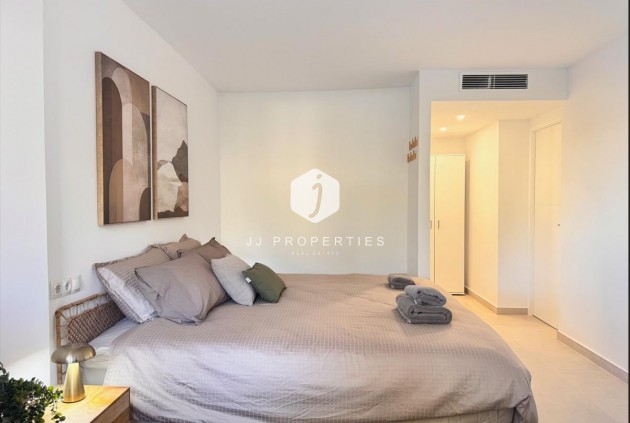 D'occasion - Appartement -
Torrevieja - Acequion