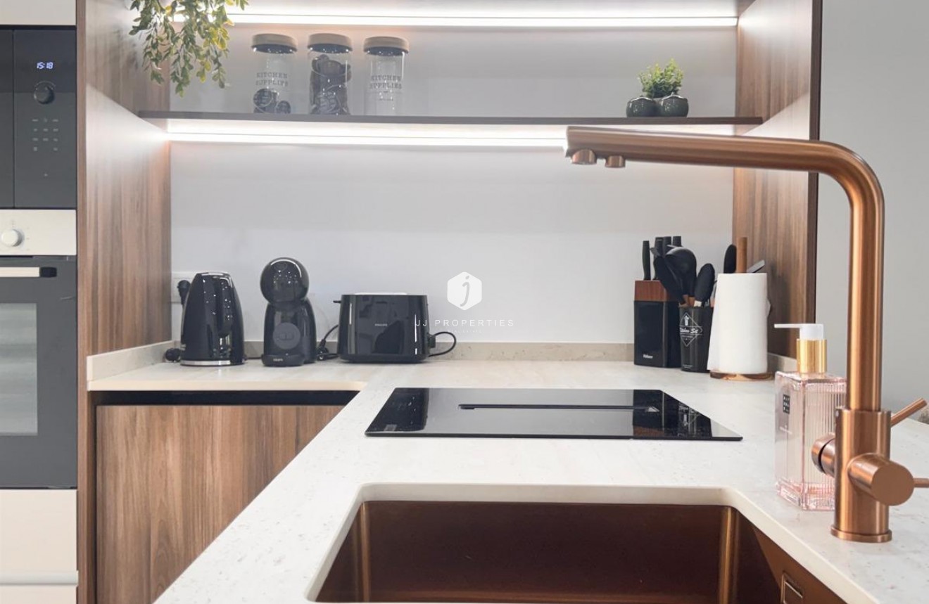 D'occasion - Appartement -
Torrevieja - Acequion