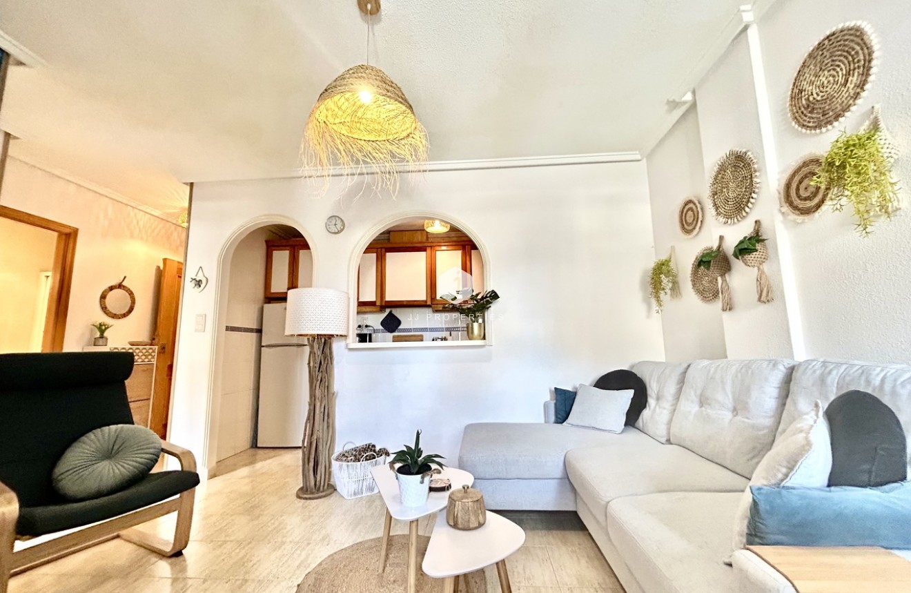 Resale - Apartment / flat -
Torrevieja - Costa Blanca