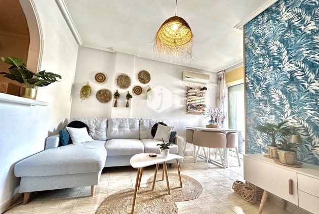 Resale - Apartment / flat -
Torrevieja - Costa Blanca