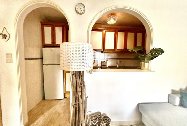 Resale - Apartment / flat -
Torrevieja - Costa Blanca