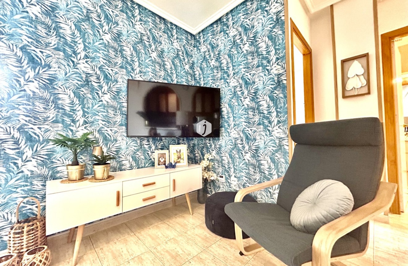 Resale - Apartment / flat -
Torrevieja - Costa Blanca