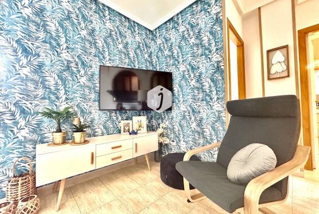 Resale - Apartment / flat -
Torrevieja - Costa Blanca