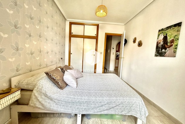 Resale - Apartment / flat -
Torrevieja - Costa Blanca