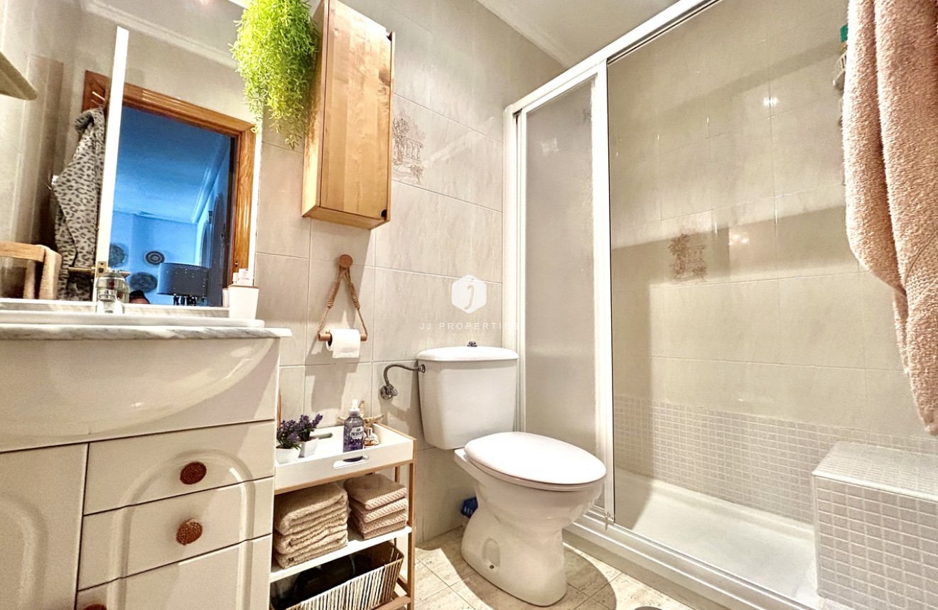 Resale - Apartment / flat -
Torrevieja - Costa Blanca