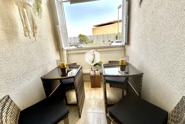 Resale - Apartment / flat -
Torrevieja - Costa Blanca