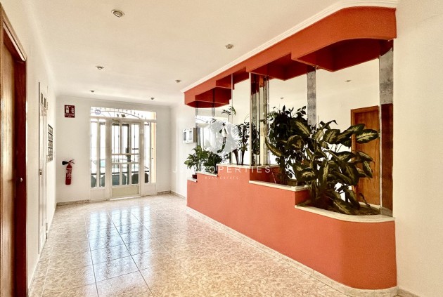 Resale - Apartment / flat -
Torrevieja - Costa Blanca