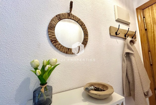 Resale - Apartment / flat -
Torrevieja - Costa Blanca