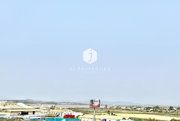 Resale - Apartment / flat -
Torrevieja - Costa Blanca