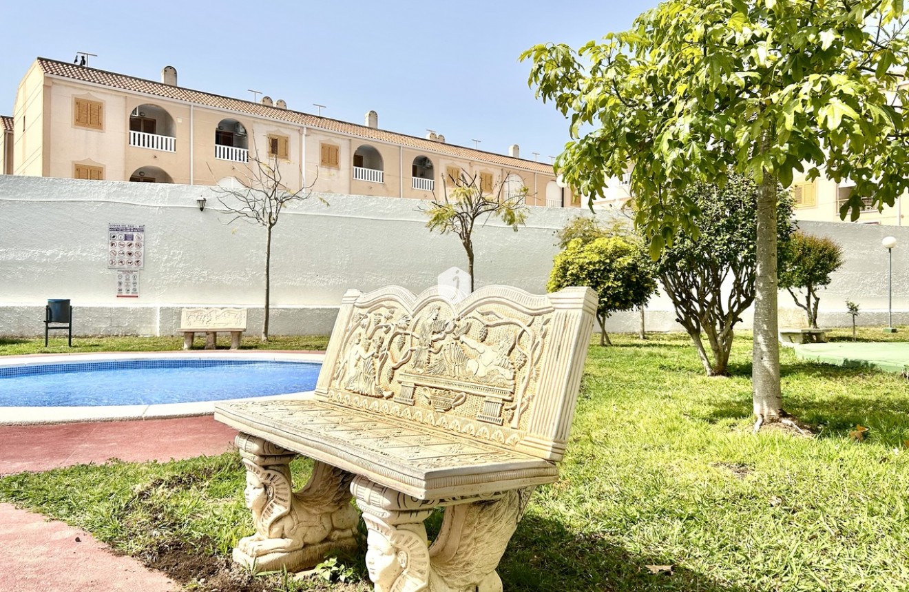 Resale - Apartment / flat -
Torrevieja - Costa Blanca