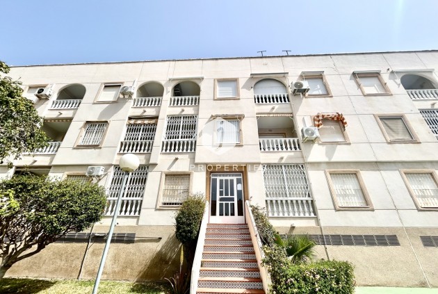 Resale - Apartment / flat -
Torrevieja - Costa Blanca