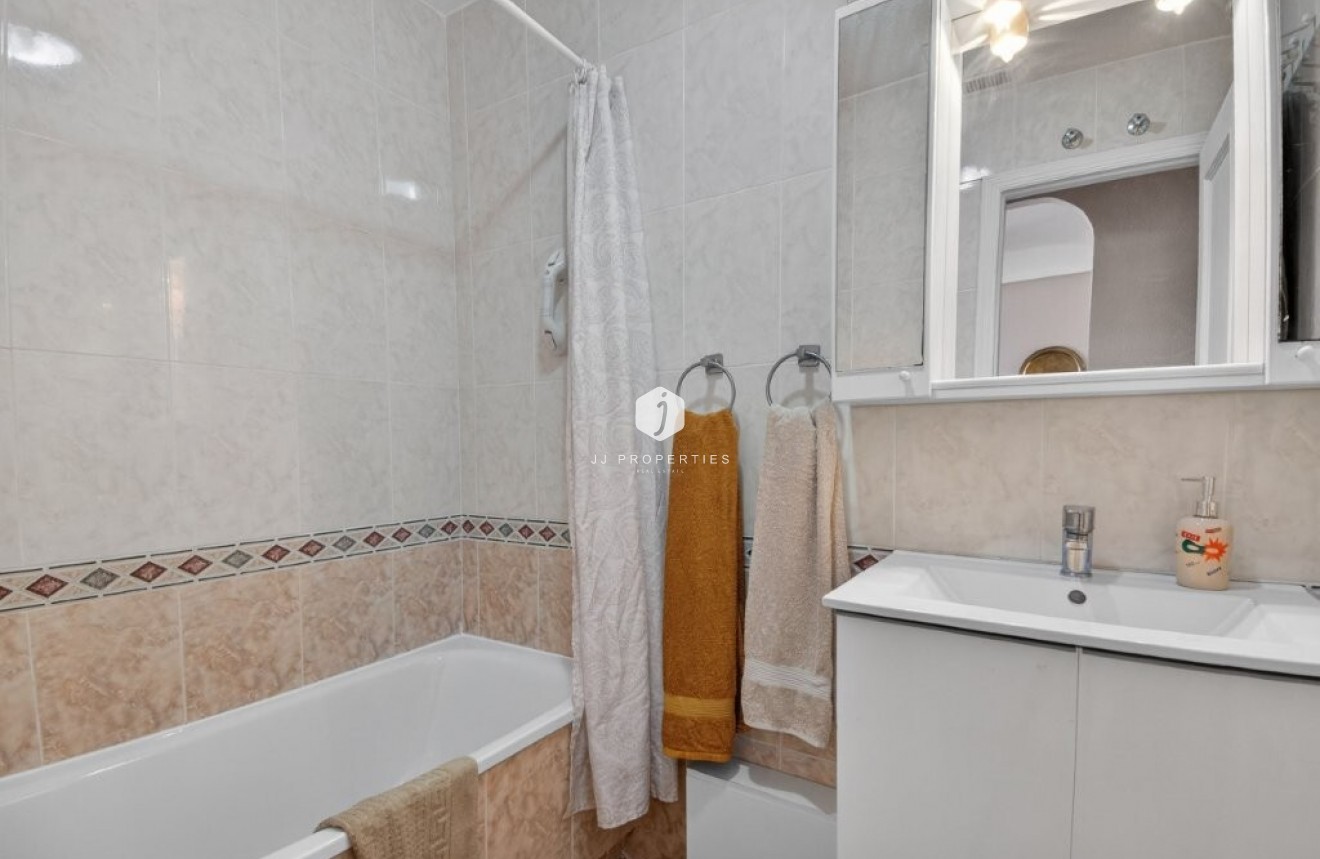 Tweedehands - Penthouse -
Torrevieja - Calas Blancas