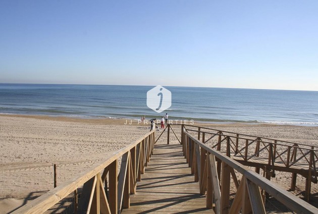 D'occasion - Villa -
Los Montesinos