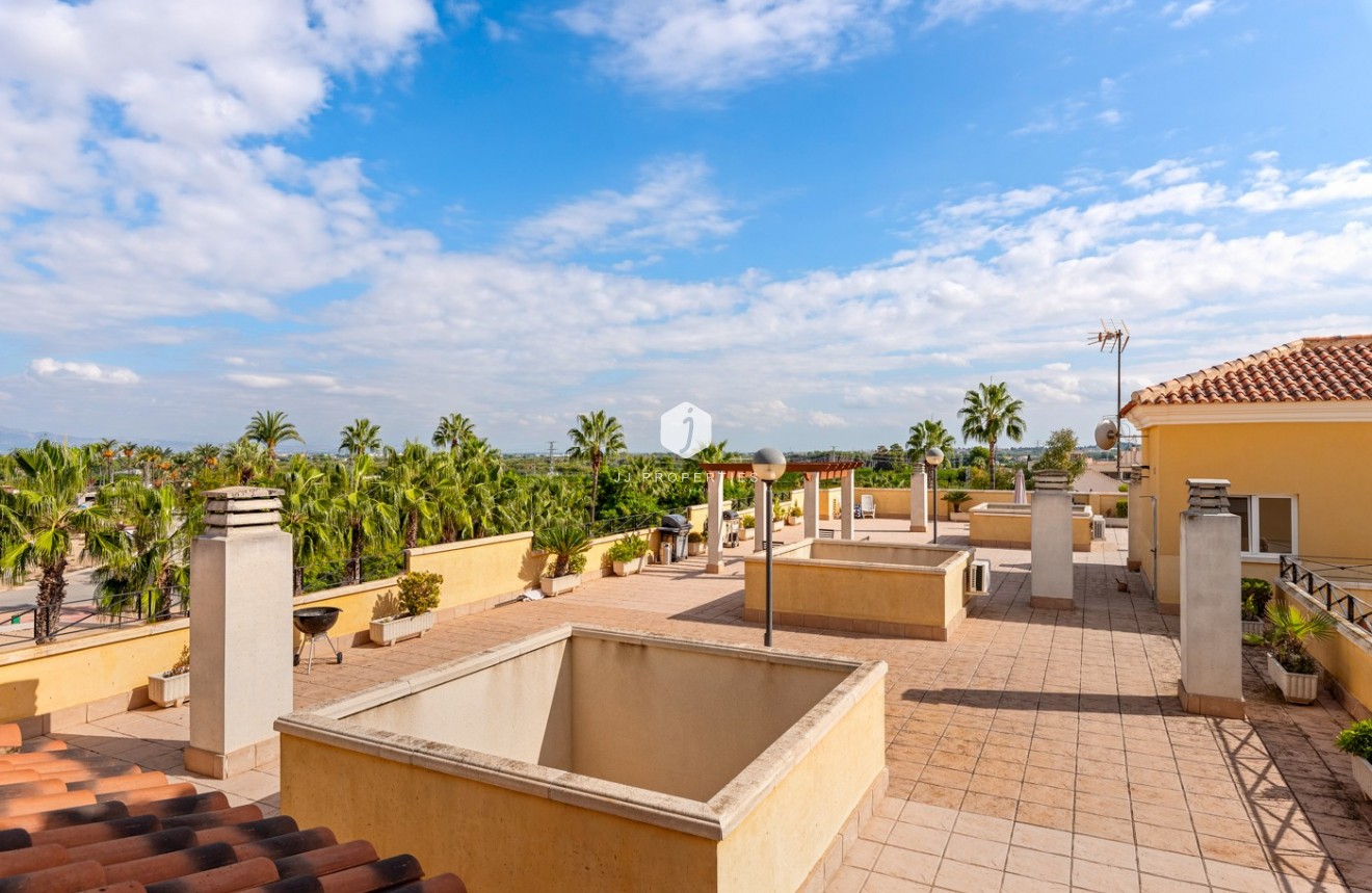 Aus zweiter Hand - Wohnung -
Jacarilla - Inland