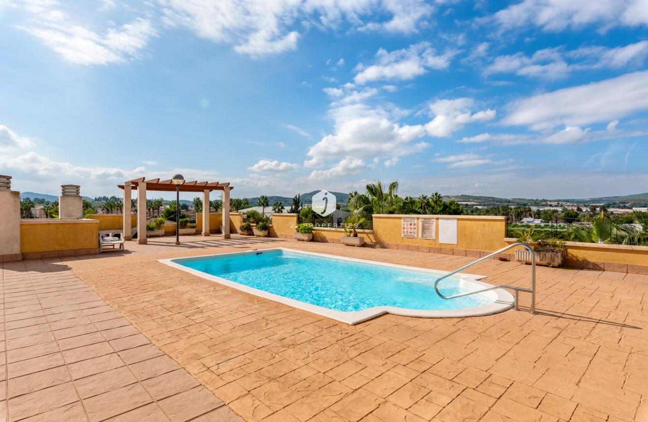 Aus zweiter Hand - Wohnung -
Jacarilla - Inland