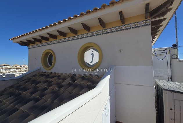 Tweedehands - Chalet -
Orihuela Costa - Costa Blanca