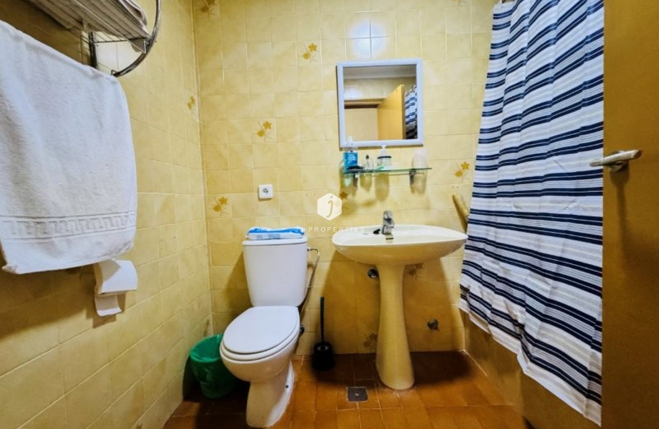 Resale - Apartment / flat -
La Mata - Costa Blanca