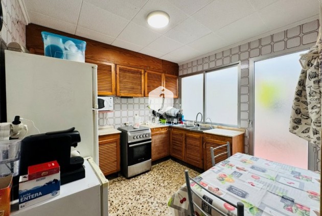 Resale - Apartment / flat -
La Mata - Costa Blanca