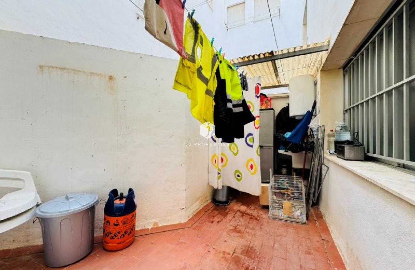 Resale - Apartment / flat -
La Mata - Costa Blanca