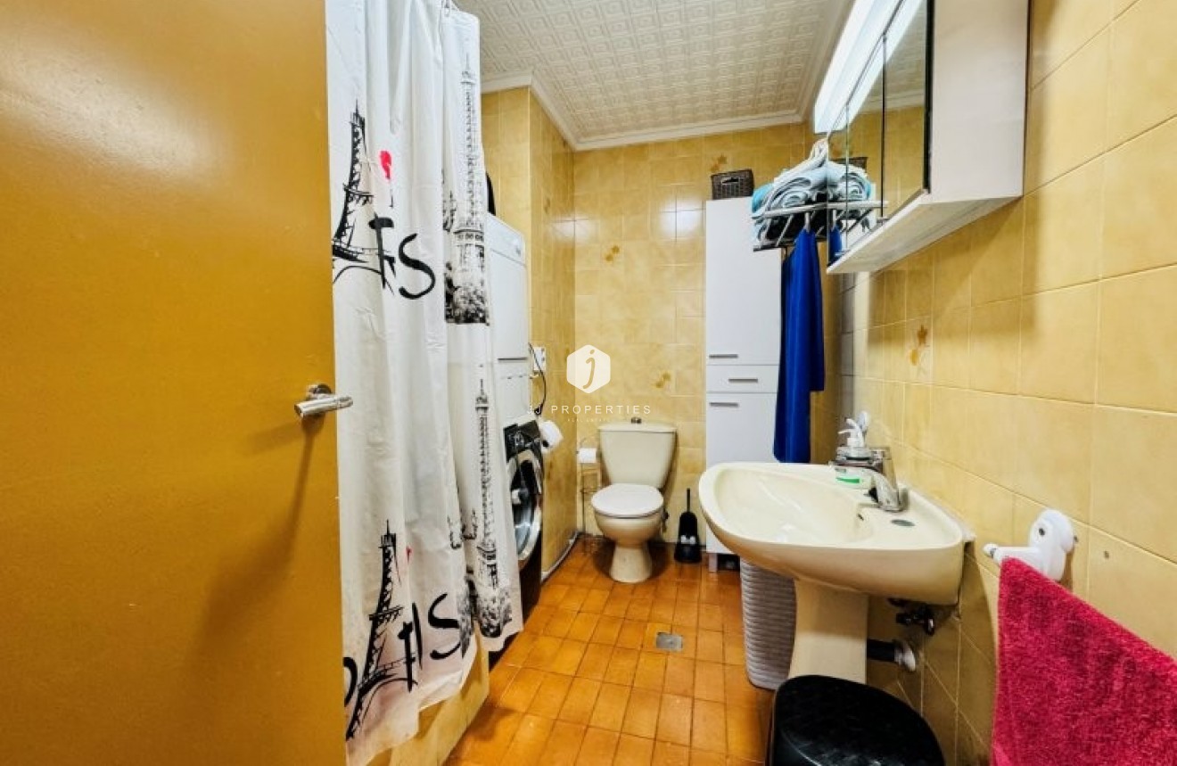 Resale - Apartment / flat -
La Mata - Costa Blanca